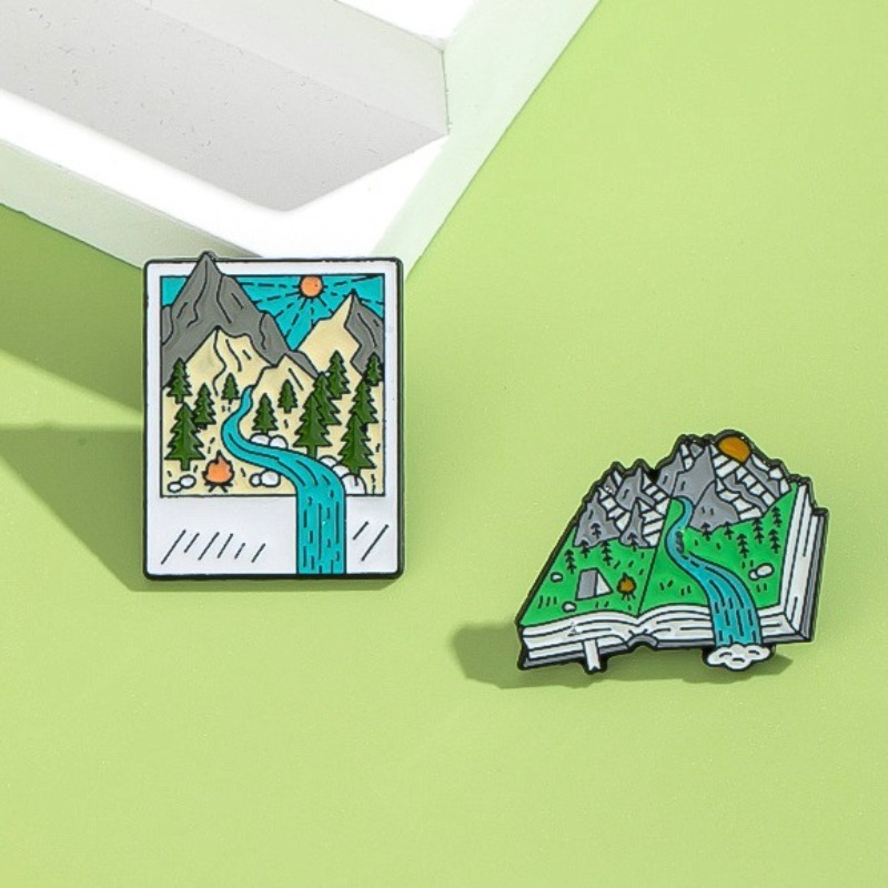 Pin Enamel Bertema Petualangan - Outdoor Adventure Books ulasan dan harga